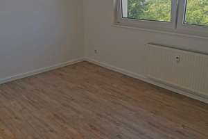 5% Rendite Frisch renovierte 3 Zimmer Wohnung in beliebter Lage - Provisionsfrei! – Sennestadring 17, 33689 Sennestadt, Bielefeld – Vorschaubild 3
