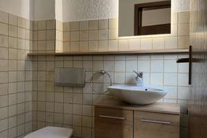 Charmantes Einfamilienhaus mit viel Platz für Ihre Wohnideen – Die vollständige Adresse der Immobilie erhältst du vom Anbieter., 96242 Sonnefeld – Vorschaubild 2