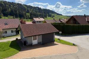 Großes Mehrfamilienhaus in toller, ländlicher Lage mit Weitblick, incl. Bauplatz ! – Die vollständige Adresse der Immobilie erhältst du vom Anbieter., 88167 Grünenbach – Vorschaubild 30