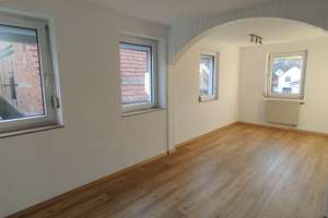 Haus in Bad Mergentheim – ruhig, viel Platz, ideal für Familie – Die vollständige Adresse der Immobilie erhältst du vom Anbieter., 97980 Bad Mergentheim – Vorschaubild 1