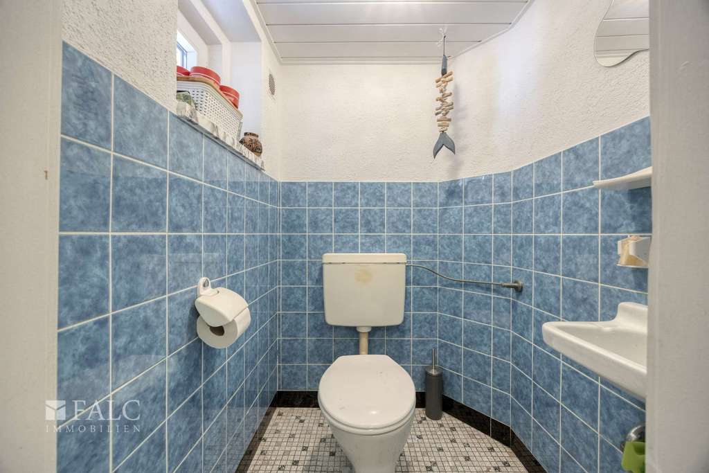 Immobilie in Kürten - Einfamilienhaus mit großem Grundstück und Entwicklungspotenzial in Kürten - Bild 3