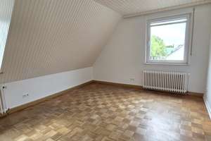 Moderne Wohnung im DG: Einbauküche inklusive – Die vollständige Adresse der Immobilie erhältst du vom Anbieter., 33647 Brackwede, Bielefeld – Vorschaubild 3