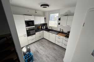 *RESERVIERT* EXKLUSIV IN OBERHAUSEN! Reihenendhaus, neuwertig, top ausgestattet mit Wintergarten & E – Oberhausen – Vorschaubild 4