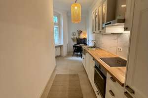 Savignyplatz on  your doorstep.   Move in ready. – Die vollständige Adresse der Immobilie erhältst du vom Anbieter., 10629 Charlottenburg, Berlin – Vorschaubild 9