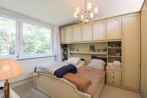 *NEUER PREIS* Bezugsfrei: Gepflegtes 4-Zi.-Reihenmittelhaus mit Tiefgarage und Garten in Nikolassee! – Die vollständige Adresse der Immobilie erhältst du vom Anbieter., 14129 Nikolassee, Berlin – Vorschaubild 5