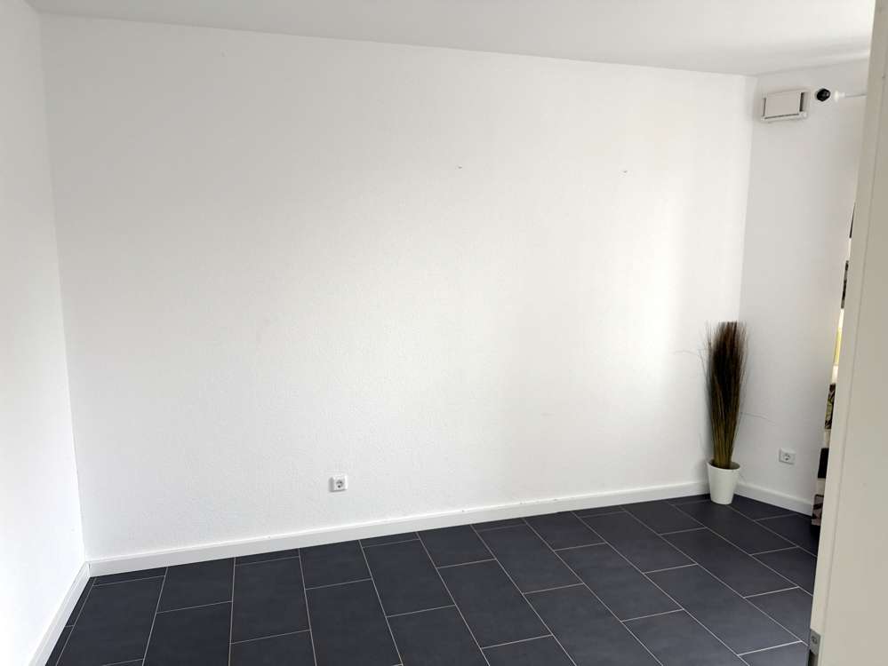 Immobilie in Mertesheim - Frische Luft, freier Blick, hoher Wohnkomfort = Lebensqualität! Modernes EFH m. ELW in Mertesheim! - Bild 15