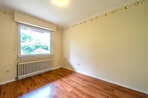 Vielseitig nutzbares Wohnhaus in ruhiger Wohnlage – Oldenburg (Oldenburg) – Vorschaubild 15