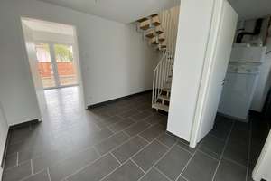 Einziehen und Wohlfühlen! Haushälfte mit Fußbodenheizung, Garage und Garten zu verkaufen! – Hallesche Straße 27, 6120 Lieskau – Vorschaubild 6