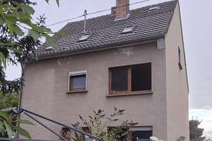 Bezugsfreies, sanierungsbedürftiges und freistehendes Einfamilienhaus – Die vollständige Adresse der Immobilie erhältst du vom Anbieter., 56637 Plaidt – Vorschaubild 2