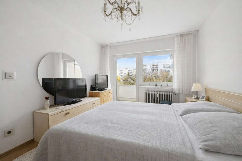 Immobilie in Olching - 2-Zimmer-Wohnung mit Südbalkon, zweitem Balkon und Hobbyraum - Bild 4