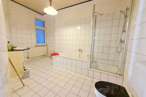 Große Räume, Vollbad, Balkon, neue Tür - Hohe Erhaltungsrücklage! – Die vollständige Adresse der Immobilie erhältst du vom Anbieter., 39108 Stadtfeld Ost, Magdeburg – Vorschaubild 8