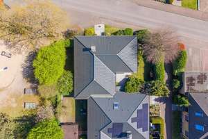 Großer Bungalow mit 2 Gärten und Garage in Feldhausen – Die vollständige Adresse der Immobilie erhältst du vom Anbieter., 46244 Feldhausen, Bottrop – Vorschaubild 7