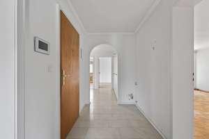 Großzügig wohnen mit Stil – 4-Zimmer-Eigentumswohnung mit Sonnenbalkon und Garage – Die vollständige Adresse der Immobilie erhältst du vom Anbieter., 76139 Waldstadt, Karlsruhe – Vorschaubild 13
