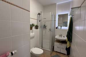 Tolle 4-Zimmer-Maisonettewohnung mit ruhiger Loggia und zwei Bädern – Die vollständige Adresse der Immobilie erhältst du vom Anbieter., 81739 Waldperlach, München – Vorschaubild 11