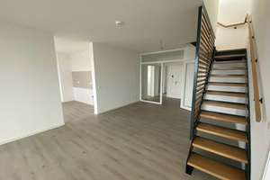 Wunderschöne Maisonette-Wohnung mit herrlichem Ausblick und  2 TG-Stellplätze – Kamillenweg 13a, 38446 Steimker Berg, Wolfsburg – Vorschaubild 3