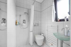 Exklusiver Bungalow in Coldewei-Himmelreich mit hochwertiger Ausstattung und Gartenparadies – Wilhelmshaven – Vorschaubild 17