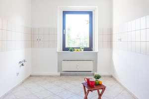 Balkonwohnung in ruhiger Seitenstraße gelegen – Bahnstr. 59, 9116 Schönau, Chemnitz – Vorschaubild 5