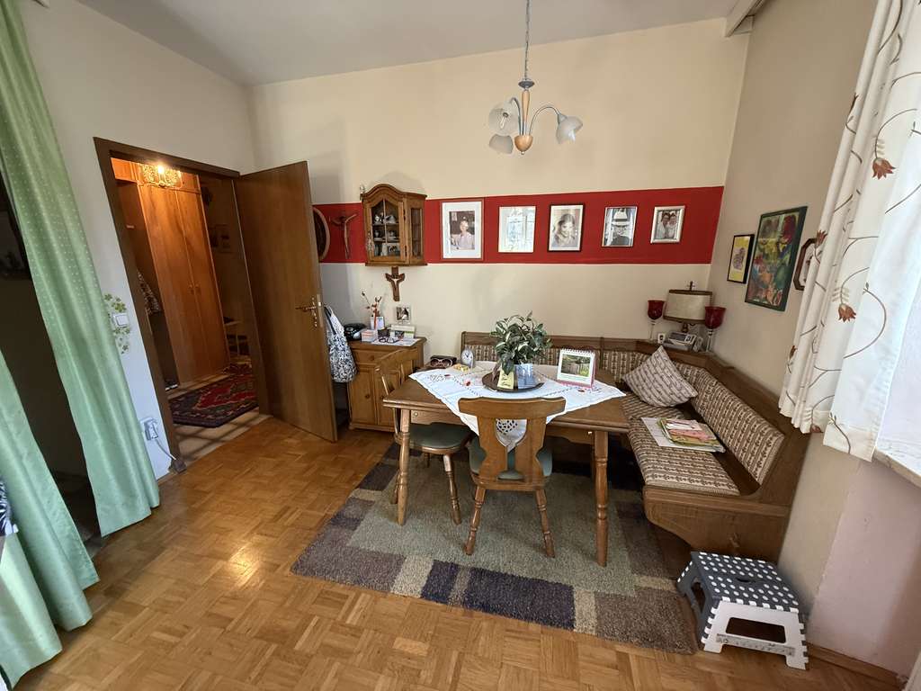 Immobilie in Traunstein - Sofort Mieteinnahmen sichern: Vermietete 2-Zi.-Wohnung in Top-Lage  Traunstein-Haslach - Bild 4