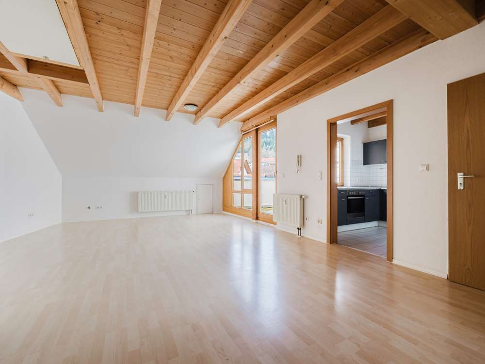 Raumwunder - sofort verfügbar! 3-Zi.-Wohnung mit Ausbaupotential und sonnenverwöhnter Dachterrasse, Ravensburg Kreis – Bild 2