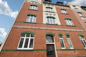Attraktive Kapitalanlage: Mehrfamilienhaus in Plauen-Süd – Die vollständige Adresse der Immobilie erhältst du vom Anbieter., 8527 Südvorstadt, Plauen – Vorschaubild 2