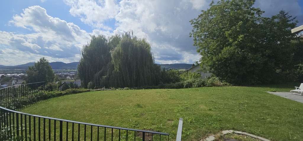 Immobilie in Schauenburg - Sie wollten schon immer ein eigenes Anwesen? In unverbaubarer Panoramalage am Naturschutzgebiet. - Bild 2