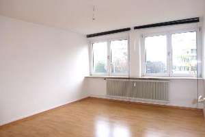 Ideal für Stadtmenschen! Schöne 2-Zimmerwohnung mit Einbauküche in Karlsruhe-City – Die vollständige Adresse der Immobilie erhältst du vom Anbieter., 76133 Innenstadt-West, Karlsruhe – Vorschaubild 2