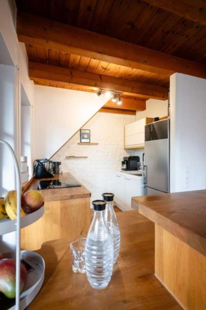 Immobilie in Mittelbiberach - Auch Sie suchen das Besondere? Maisonette mit Sichtgebälk, "Haus-im-Haus-Stil"! - Bild 4