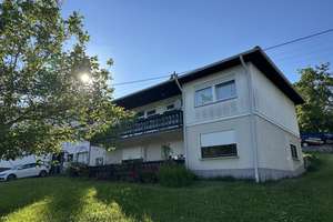 Solides Einfamilienhaus mit Einliegerwohnung in ruhiger Wohnlage – Die vollständige Adresse der Immobilie erhältst du vom Anbieter., 56459 Willmenrod – Vorschaubild 1