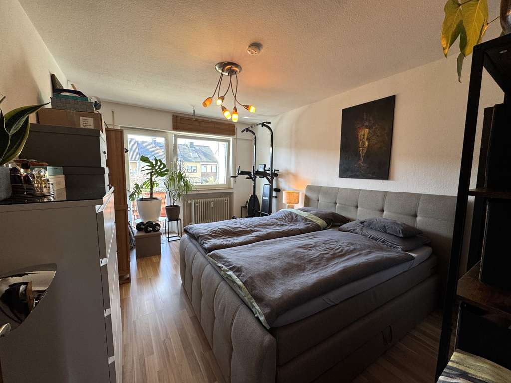 Immobilie in Dormagen - Vollvermietetes Dreifamilienhaus mit Ausbaupotenzial in Dormagen-Delhoven - Bild 3