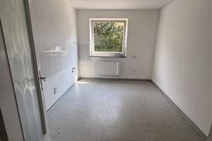Attraktive 3-Zimmer-Wohnung in Köln – Bezugsfrei und vielseitig nutzbar – Die vollständige Adresse der Immobilie erhältst du vom Anbieter., 51063 Mülheim (Ortsteil), Köln – Vorschaubild 9