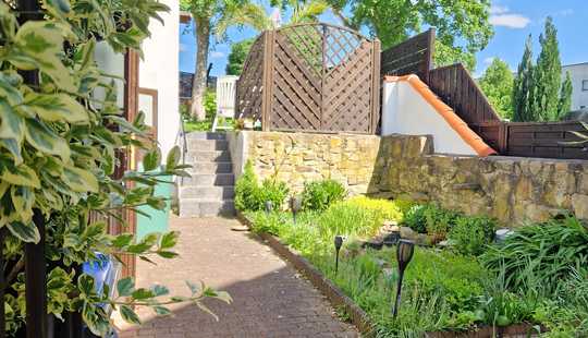 Bild von Bezugsfertiges Einfamilienhaus mit Büro in der Innenstadt von Altenburg