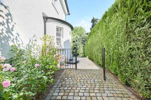 Hochwertig kernsanierte Villa mit viel Ausstrahlung und Atmosphäre in Alt-Bredeney
 – Die vollständige Adresse der Immobilie erhältst du vom Anbieter., 45133 Bredeney, Essen – Vorschaubild 6