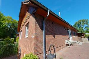 Schmuckes Einfamilienhaus mit Garten, Garage und großer PV-Anlage im Luftkurort Burg (Dithmarschen) – Die vollständige Adresse der Immobilie erhältst du vom Anbieter., 25712 Burg (Dithmarschen) – Vorschaubild 3