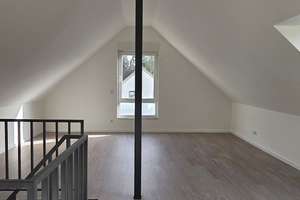4 Zimmer Wohnung auf 2 Etagen in Solingen-Wald  – Heukämpchenstraße 45, 42719 Wald, Solingen – Vorschaubild 8
