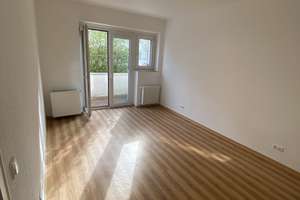 Gut angebundene 3 Zimmer Wohnung in Köln-Buchforst – Mesmerstraße 9, 51065 Buchforst, Köln – Vorschaubild 11
