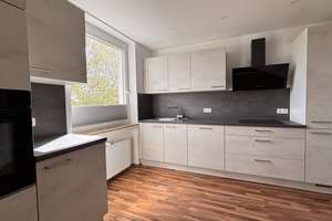 2,5 Zimmer-Wohnung mit neuer hochwertiger EBK zum Erstbezug nach vollständiger Renovierung – Die vollständige Adresse der Immobilie erhältst du vom Anbieter., 47269 Großenbaum, Duisburg – Vorschaubild 5