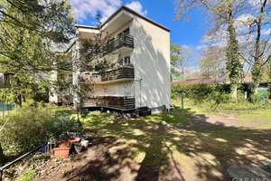 Großzügige 5 Zimmer-Wohnung mit viel Entwicklungspotenzial - renovierungsbedürftig