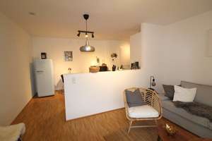 Wunderschöne 2-Zimmer-Wohnung mit Balkon – 93055 Kasernenviertel, Regensburg – Vorschaubild 2