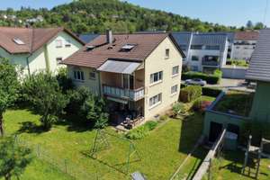 DREIFAMILIENHAUS IN RUHIGER LAGE VON PFORZHEIM BRÖTZINGEN: TOP-LAGE, GARTEN & ENTWICKLUNGSCHANCE! – Die vollständige Adresse der Immobilie erhältst du vom Anbieter., 75179 Brötzingen, Pforzheim – Vorschaubild 2