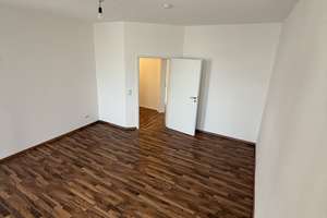 Renovierte Helle 3-Zimmer Wohnung mit Balkon im 3. OG  – Rosa-luxemburg-straße 48, 4315 Neustadt-Neuschönefeld, Leipzig – Vorschaubild 7