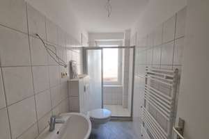Frisch renovierte 4-Zimmer-Wohnung mit Balkon in Bremerhaven! – Werkstraße 5, 27568 Twischkamp, Bremerhaven – Vorschaubild 7