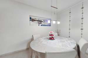 Stilvolle 3-Zimmer-Wohnung mit ca. 92m² im Herzen Darmstadts – Die vollständige Adresse der Immobilie erhältst du vom Anbieter., 64283 Mitte, Darmstadt – Vorschaubild 4