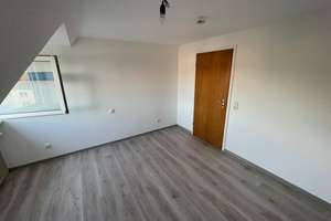 2.5 Zimmer "Himmelreich" –lichtdurchflutete DG-Wohnung | Erstbezug nach Sanierung | zentral & ruhig – Die vollständige Adresse der Immobilie erhältst du vom Anbieter., 44263 Hörde (Ortsteil), Dortmund – Vorschaubild 30