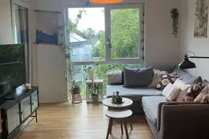 Stilvolle 2-Raum-Wohnung mit Einbauküche in Köln Flittard – Roggendorfstraße 27, 51061 Köln – Vorschaubild 1