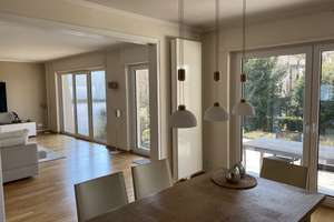 * Exklusives Einfamilienhaus in Bestlage Wiesbadens mit attraktivem Grundstück * – Gertrud-Bäumer-Straße 17, 65189 Südost, Wiesbaden – Vorschaubild 9
