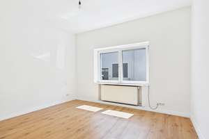 TOP GESCHNITTENES RAUMWUNDER - 3 ZIMMER ALTBAUWOHNUNG MIT SCHÖNER AUFTEILUNG – Die vollständige Adresse der Immobilie erhältst du vom Anbieter., 65205 Erbenheim, Wiesbaden – Vorschaubild 17