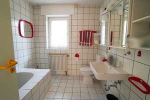 Einfamilienhaus mit Einliegerwohnung, Garten, Baugrund - Paderborn Dahl – Die vollständige Adresse der Immobilie erhältst du vom Anbieter., 33100 Dahl, Paderborn – Vorschaubild 8