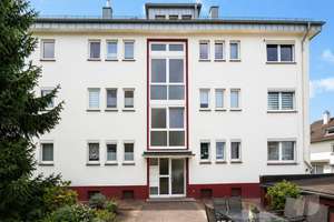 Charmante 3-Zimmer-Wohnung mit Balkon in gefragter Wohnlage von Solingen – Die vollständige Adresse der Immobilie erhältst du vom Anbieter., 42719 Wald, Solingen – Vorschaubild 2