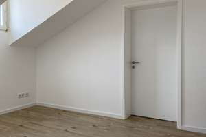 *** Helle 2 Zimmer Wohnung im Dachgeschoss *** – Uellendahler Str 38, 42107 Elberfeld, Wuppertal – Vorschaubild 8