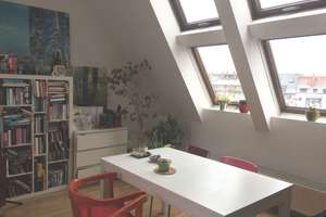 zentral - hell - im Dachgeschoss - provisionsfrei – Röntgenstr. 1, 99085 Altstadt, Erfurt – Vorschaubild 1